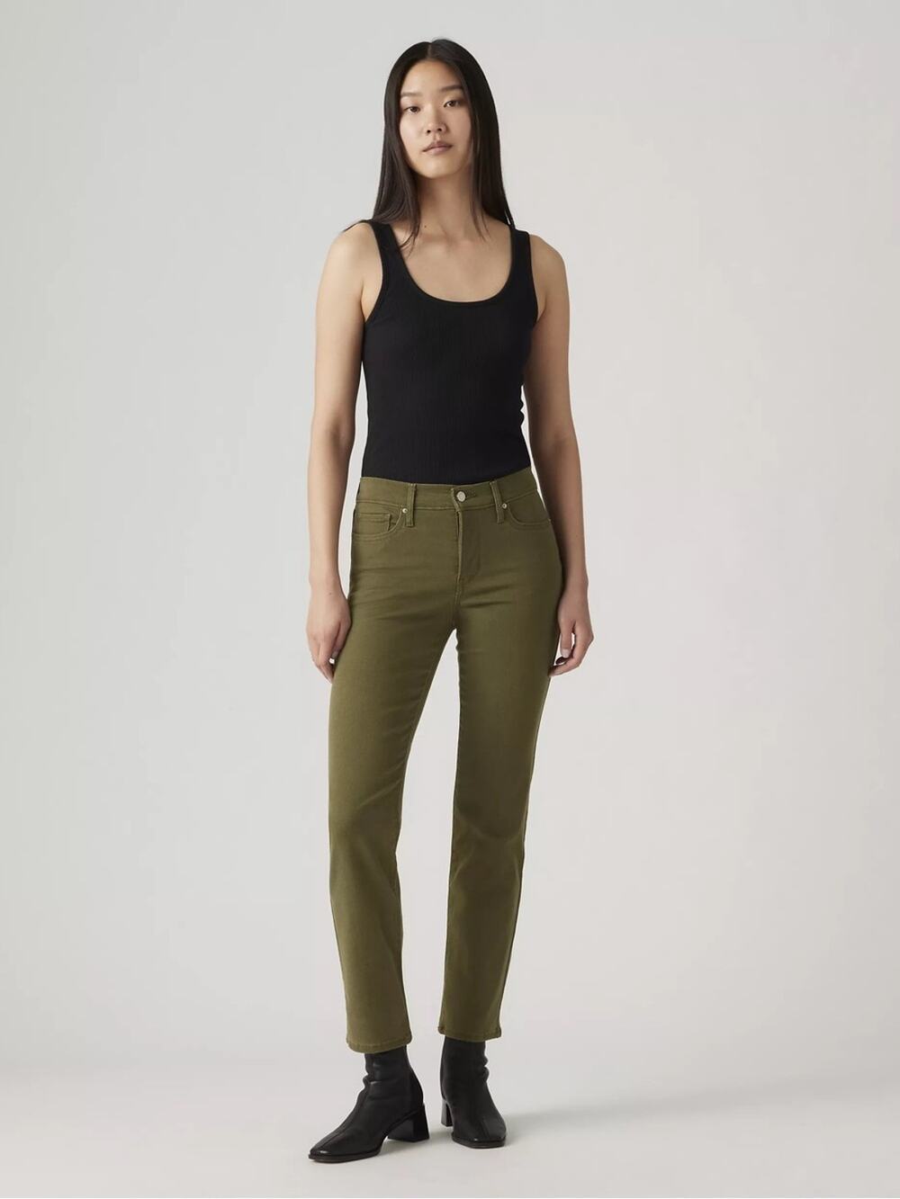 NWT Levi’s 314 Shaping Straight Women's Jeans Size 27 x 32